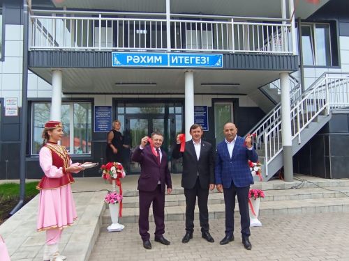 Кадыбашта тантаналы рәвештә төзекләндерүдән соң Мәдәният йорты ачылды