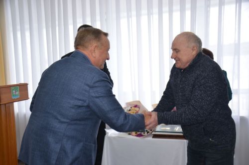 Район кулланучылар җәмгыяте хезмәткәрләре бүләкләнде