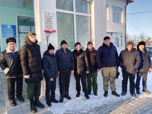Девятерня мәктәбендә “Ватанны саклаучылар елы”н ачу тантанасы узды