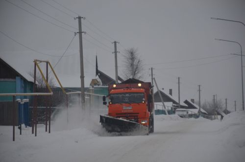 Перед коммунальными службами Агрыза поставлена задача усилить работу по уборке снега