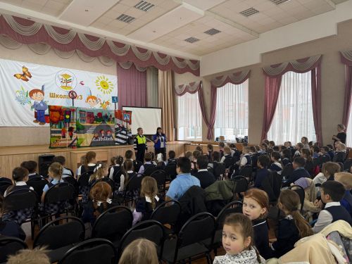 В агрызской школе №3 прошел урок ПДД в театральном формате