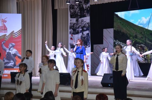 Агрызцев приглашают на праздничный концерт, посвященный Дню народного единства и Дню Конституции РТ