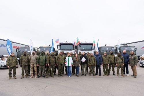 Альфия Когогина доставила предновогодний гуманитарный груз в зону СВО