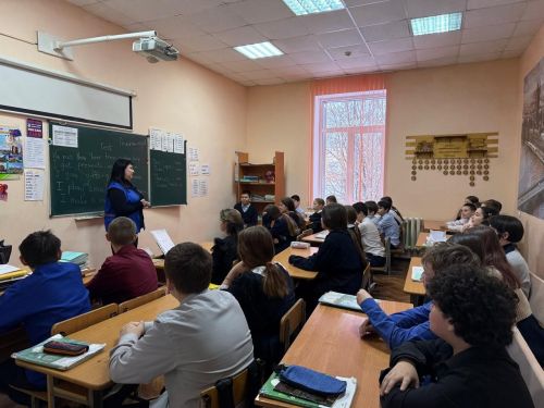 «Безопасные каникулы — главный урок»: в агрызской гимназии повторили правила зимней дороги