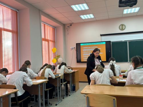 «Учитель года — 2026»: педагоги района доказывают своё мастерство на практике