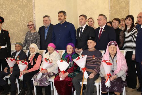 Олег Коробченко и Ленар Нургаянов приняли участие в церемонии вручения юбилейных медалей «80 лет Победы в Великой Отечественной войне»
