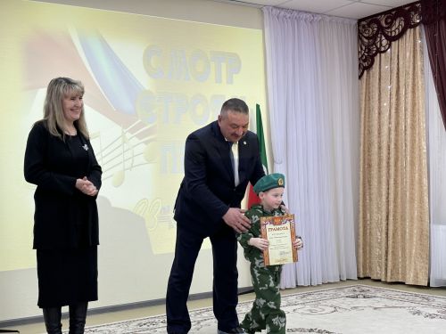 Среди воспитанников детского сада №1 прошел конкурс «Смотра строя и песни»