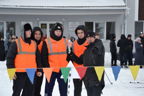 В Агрызском филиале Нижнекамского колледжа прошла лыжная эстафета на Кубок Военного комиссара