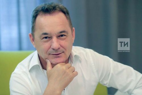 Габделфәт Сафин: «Халык хәзер моңлы җырчыны да тыңлый, моңсызын да ярата»