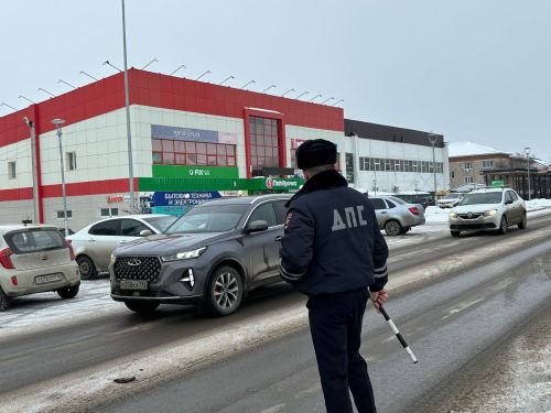 В Агрызском районе проходит оперативно-профилактическое мероприятие «Иностранный водитель»
