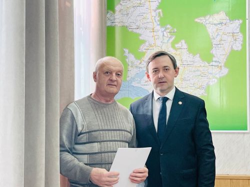 В администрации Агрызского района состоялось торжественное награждение работников ЖКХ и бытового обслуживания