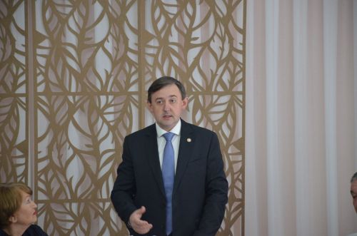 Глава Агрызского района Ленар Нургаянов встретился с мамами и женами участников специальной военной операции