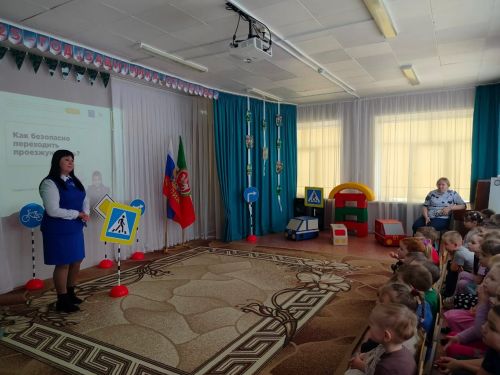 В Агрызе прошла профилактическая беседа по ПДД для воспитанников детского сада №4