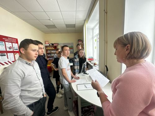 В Кучуковской школе прошла деловая игра «Билет в будущее»