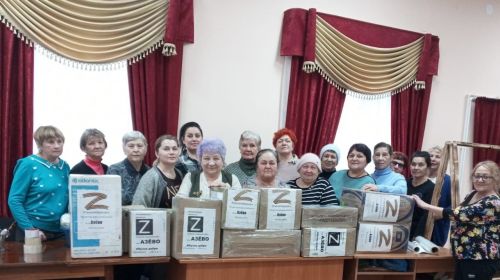 «Помочь нашим ребятам – это главное», – считают волонтеры села Азево