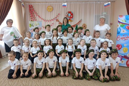 В детском саду №5 прошла торжественная церемония передачи кадетского знамени