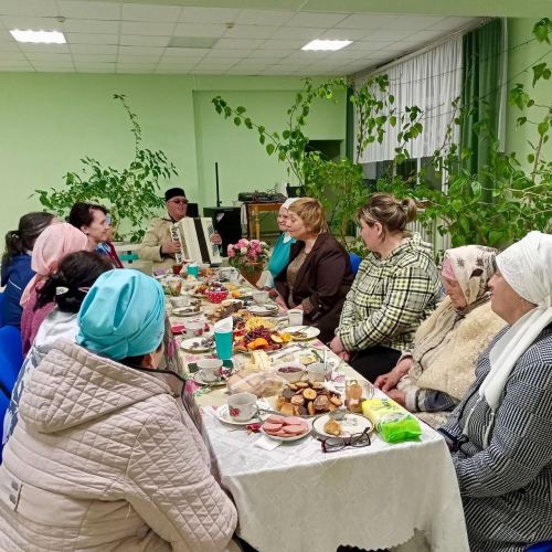 Кырынды авылы мәдәният йортында җылы очрашу узды
