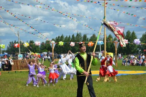 На этой неделе в Агрызе пройдет традиционный сбор подарков на Сабантуй