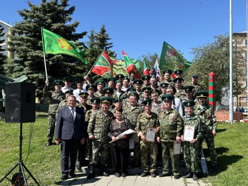 Торжественное мероприятие в честь 107-й годовщины пограничных войск России прошло в Агрызе