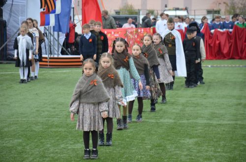 Память жива: в Агрызе представили проникновенное театрализованное представление ко Дню Победы