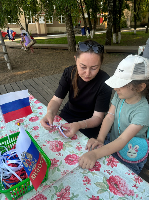 В День России юные жители Агрыза проявили свой патриотизм творчески
