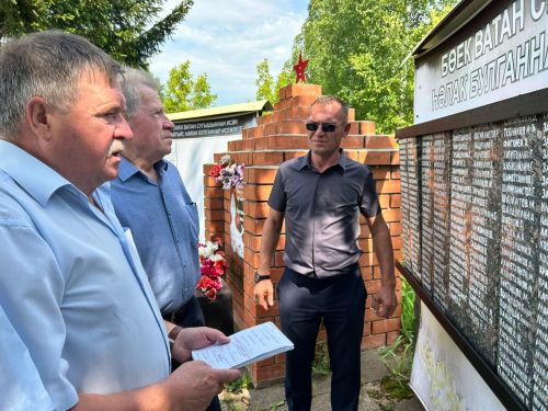 Әгерҗе районының хөрмәтле кешеләре Кырынды авылында булдылар