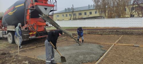 У жителей Агрыза появился новый универсальный объект – пляжная площадка для волейбола