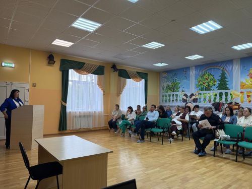Профилактика ДТП и воспитание: на августовском педсовете в Агрызе обсудили безопасность детей