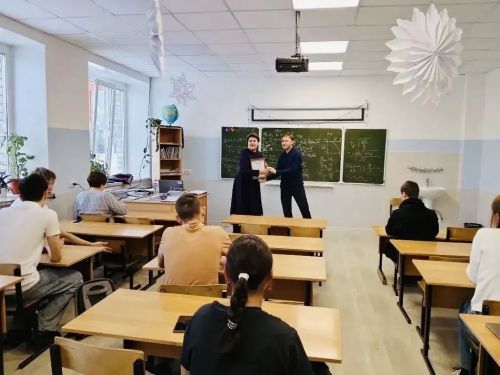 Очный формат: семинар с ведущими педагогами-наставниками республики по подготовке к ЕГЭ