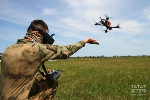 Для жителей Татарстана, заинтересованных в контрактной службе в беспилотных войсках, служба 117 запустила специальную горячую линию