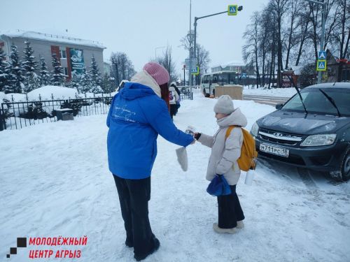 «Тропа безопасности»: В Агрызе прошла акция по безопасности пешеходов в темное время суток