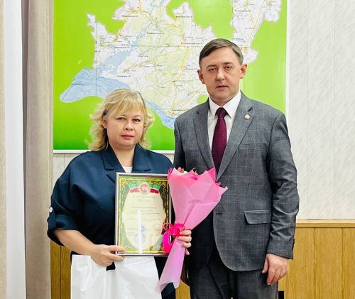 Во благо Родины и района: в Агрызе наградили тех, кто помогает фронту и развивает будущее