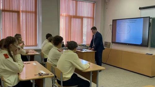 Преподаватель из Бимской школы победил в муниципальном этапе конкурса «Учитель года РТ» по ОБЗР
