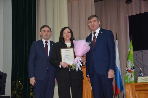 Мидхат Шагиахметов вручил награды жителям Агрызского района