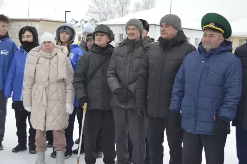 Агрызские ветераны-афганцы собрались на митинг в Сквере Победы