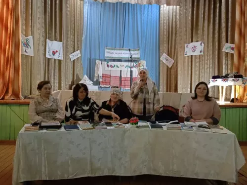 Яңавылда районыбыз каләм осталары очрашты