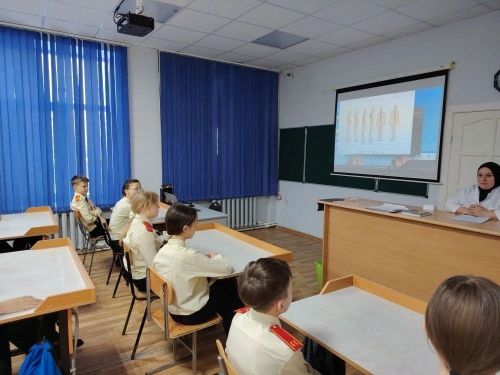 Школьникам Агрыза рассказали о профилактике нарушений осанки