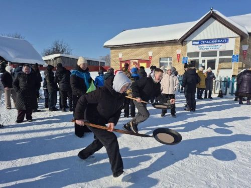 В Пелемеше весело проводили Масленицу и сыграли в «Зарницу»