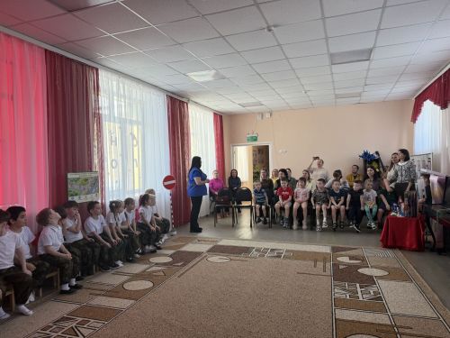 В Агрызе дошкольники в игровой форме изучили правила дорожного движения