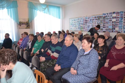 О чем говорили на сходе в Старой Чекалде