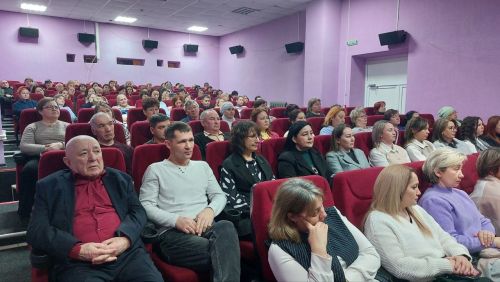 Открытый диалог и награждения: как прошла встреча Главы Агрызского района с работниками культуры