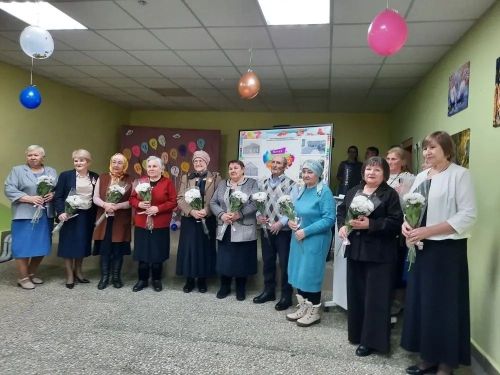 Сарсак-Омга лицеенда төрле буын укучылар очрашты