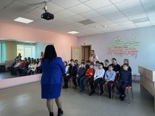 В подростковом клубе «Ровесник» прошла беседа по безопасности дорожного движения
