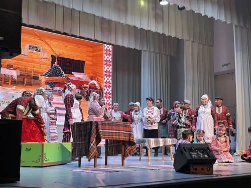 В Кукморе проходит зональный этап фестиваля родословной «Эхо веков»