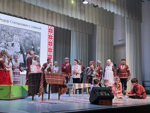 В Кукморе проходит зональный этап фестиваля родословной «Эхо веков»