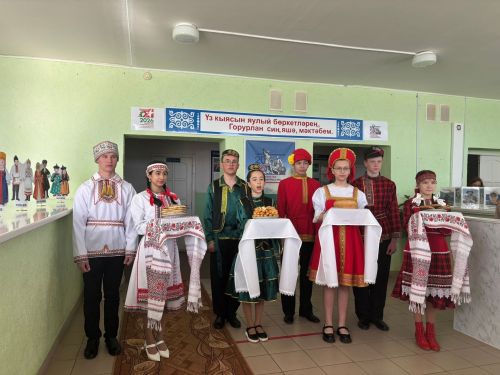 В Исенбаевской школе прошла научно-практическая конференция «Единством народов сильна наша малая Родина»