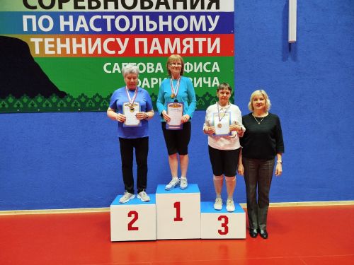 В центре настольного тенниса «Хәрәкәт» прошли соревнования по дартсу и настольному теннису