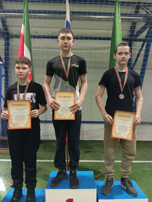 Железная хватка: борьба за победу