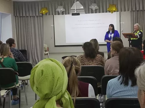 В школе №4 Агрыза прошло родительское собрание по безопасности детей на дорогах