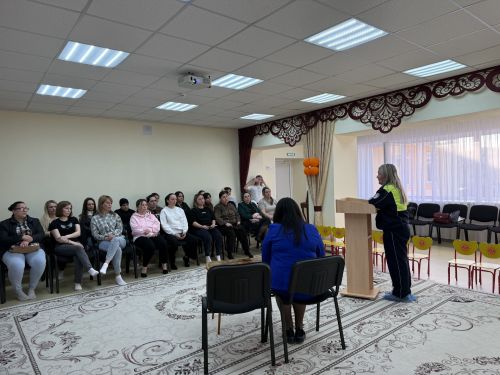 В детском саду №1 «Золотой ключик» города Агрыза прошел круглый стол с родителями на тему безопасности детей